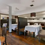 Oyo The Ivory Hotel