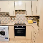 La Casita, Quarry - 2 Bedroom Entire Apartment With Free Parking