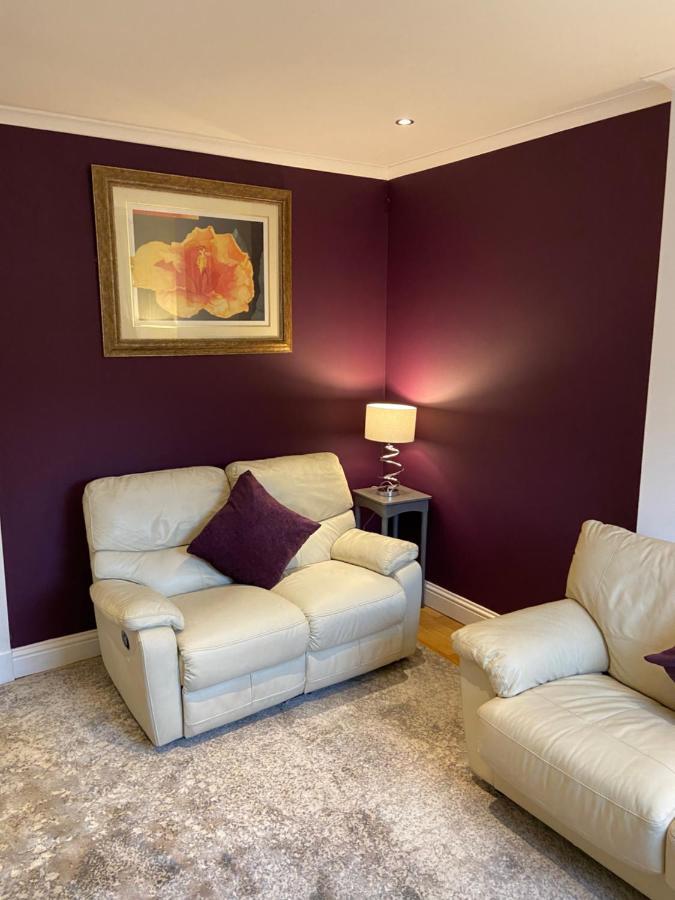 Holiday home Cheerful One Bedroom With Parking Space. Glasgow
