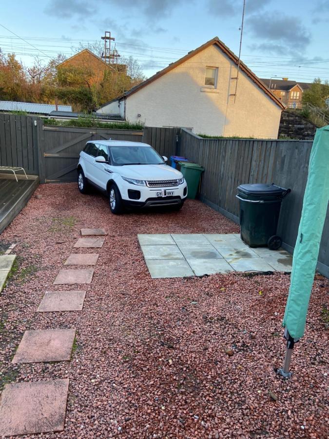 Cheerful One Bedroom With Parking Space.
