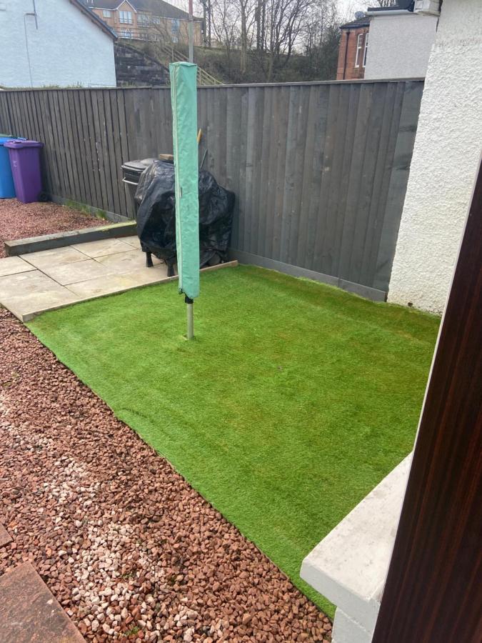 Cheerful One Bedroom With Parking Space. * Glasgow