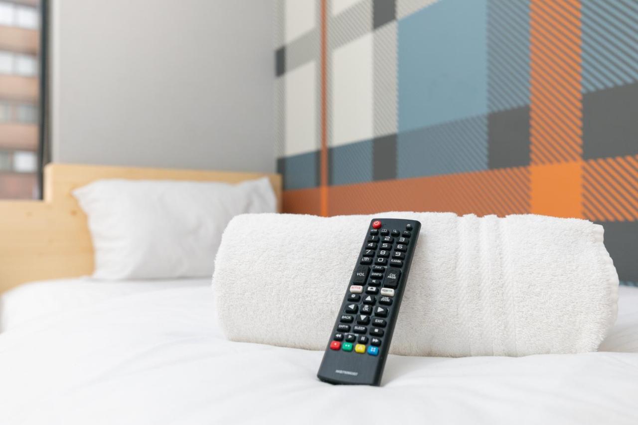Easyhotel
