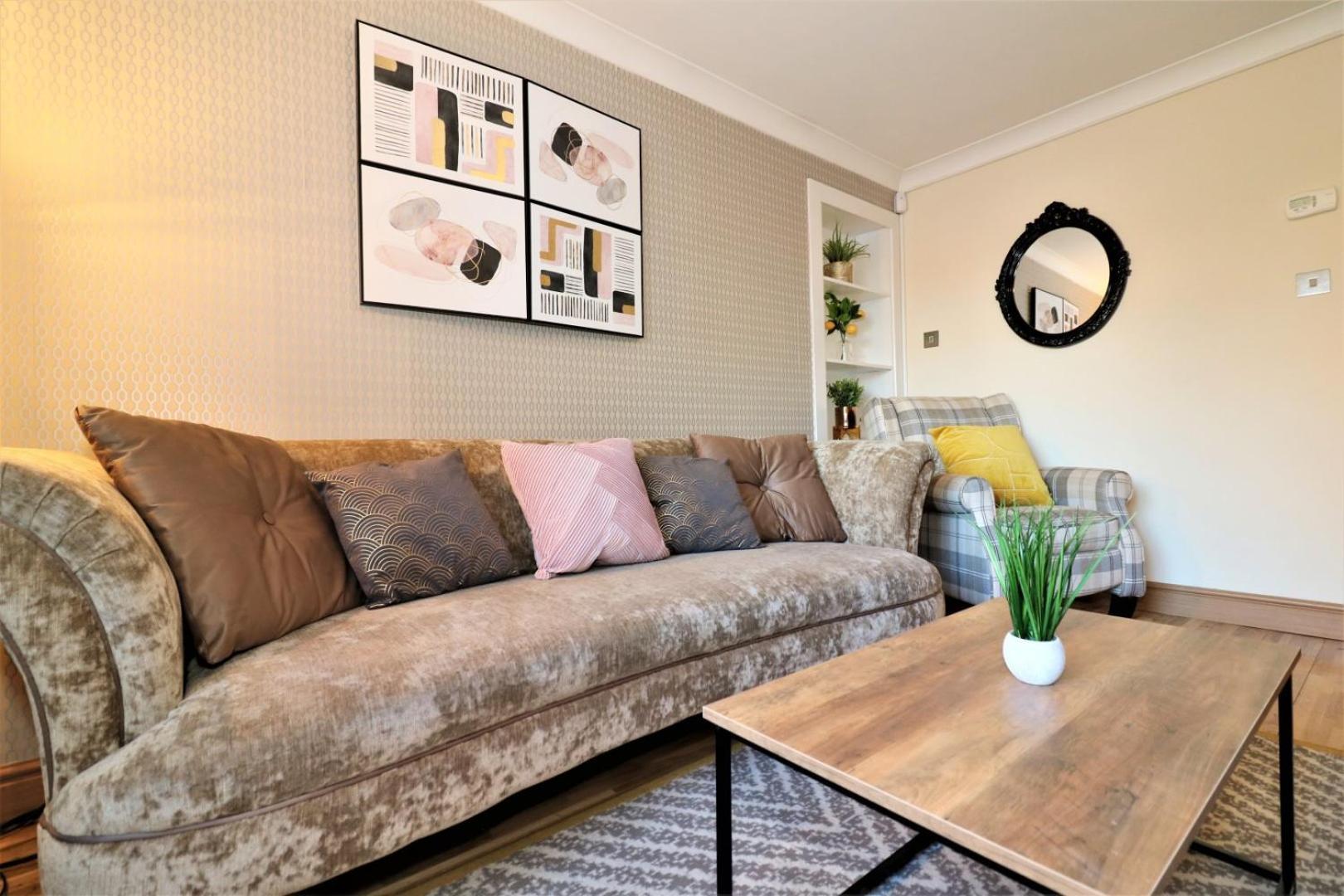 Apartment Signature - Shield House *
