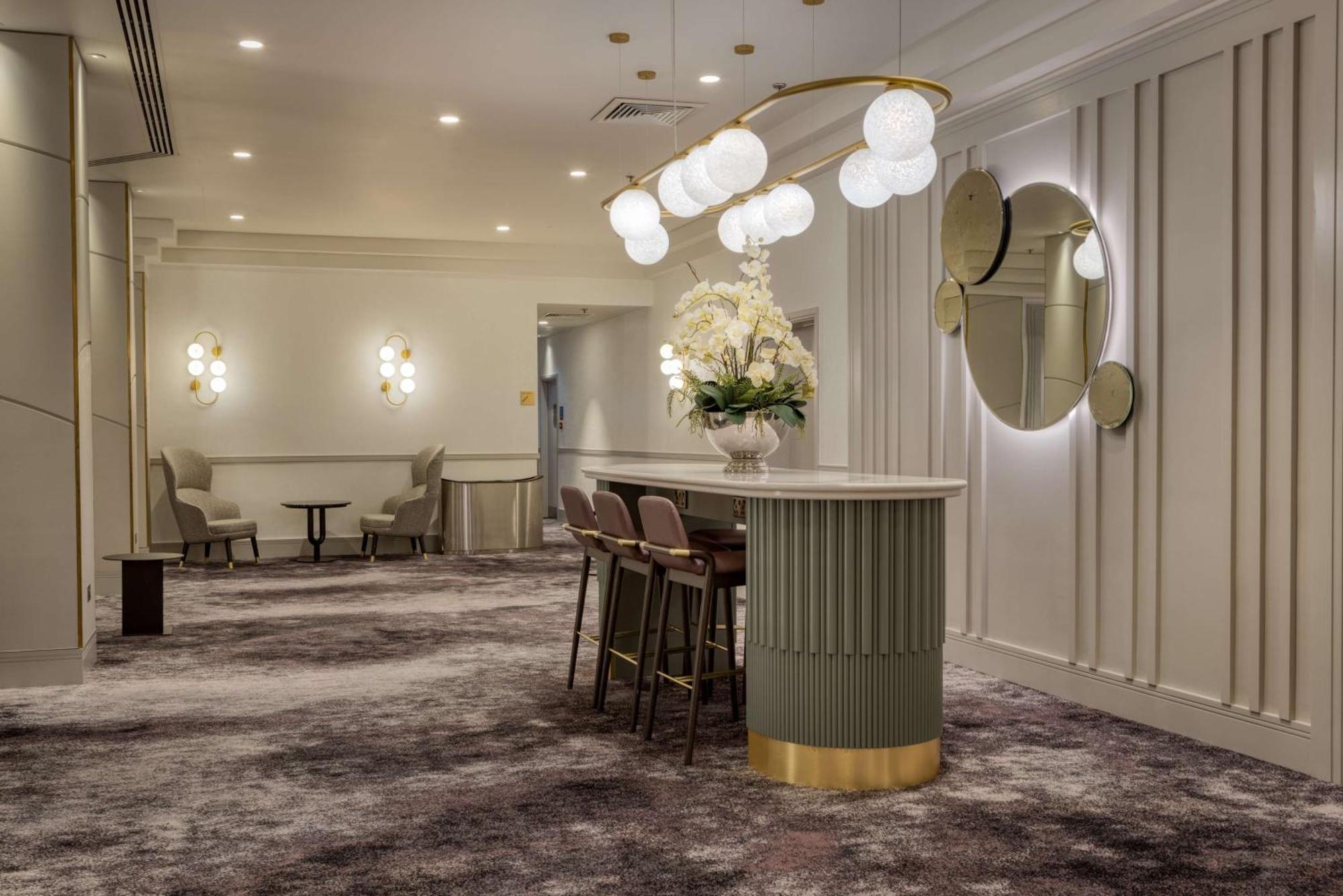 Hilton Hotel 4*