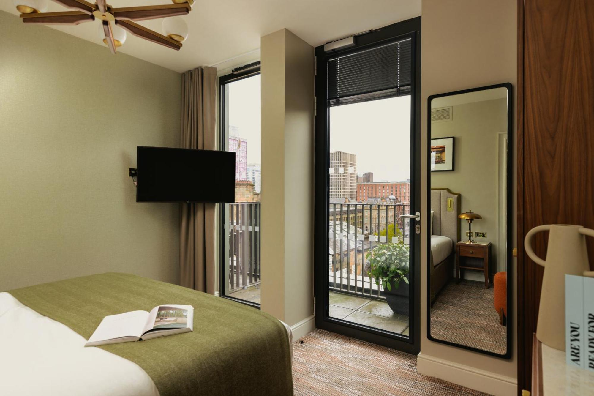 Native Aparthotel