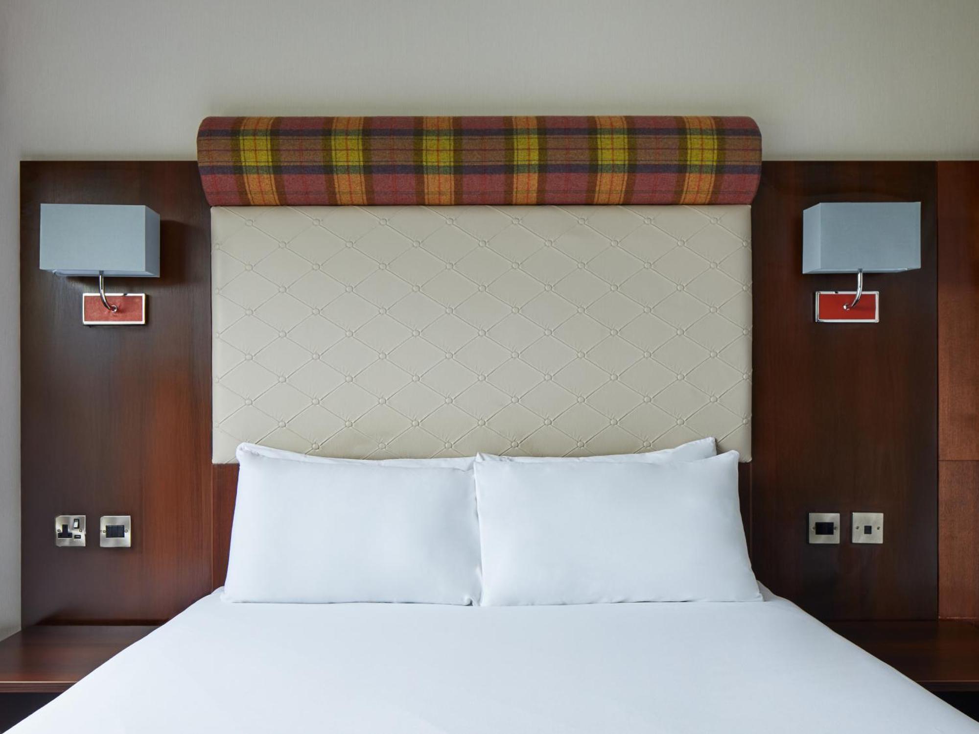 Leonardo West End Hotel 3*
