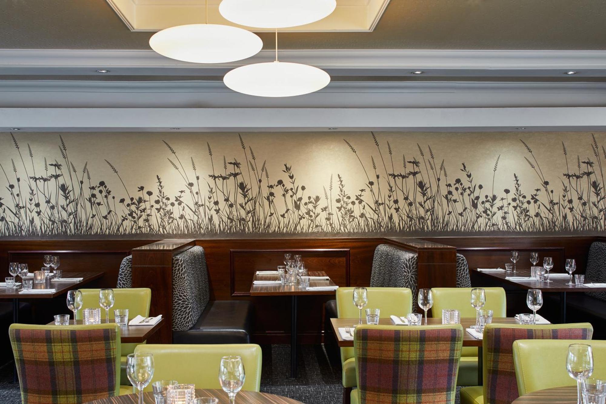 Hotel Leonardo West End 3*