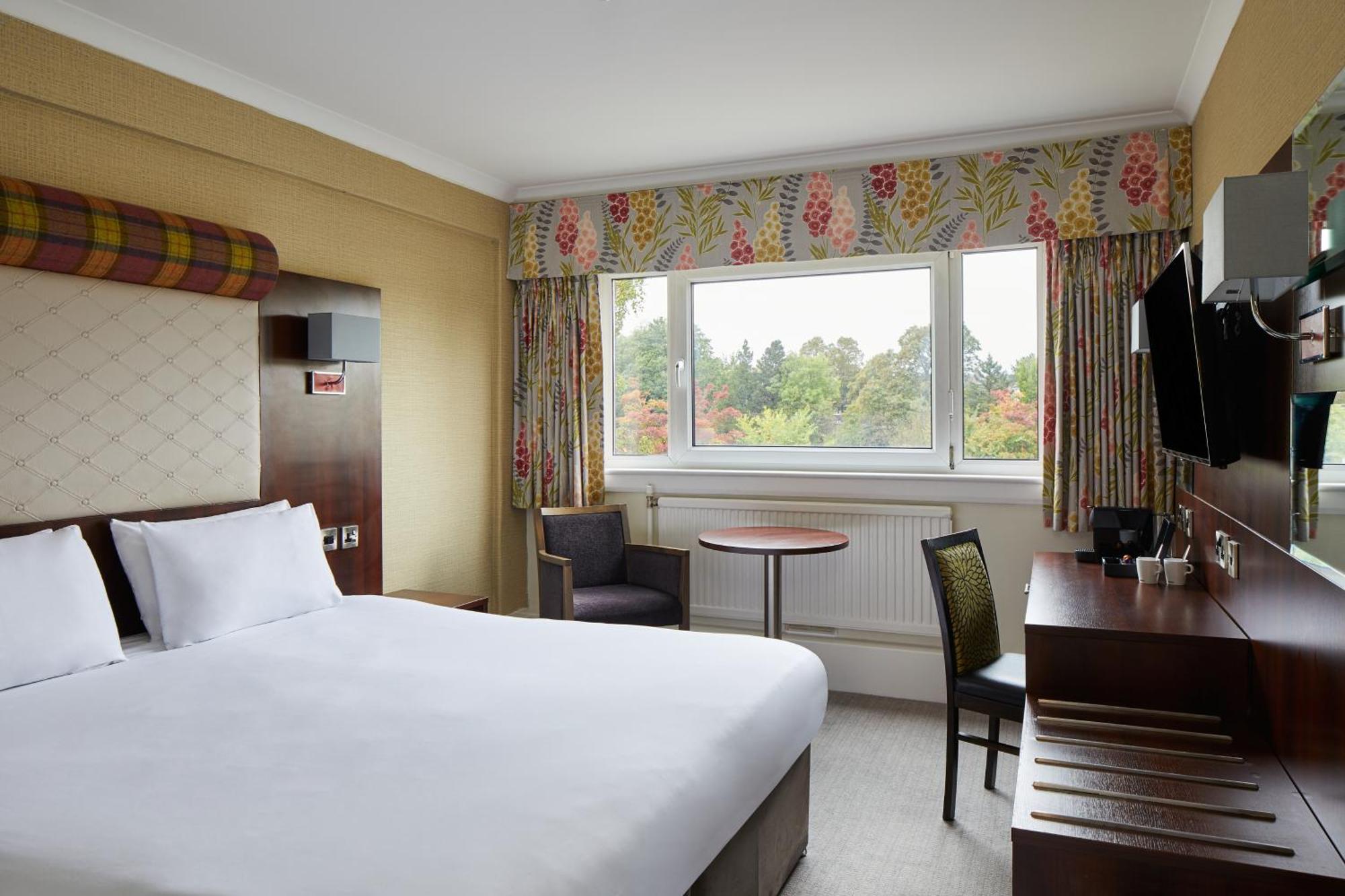 Leonardo West End Hotel 3*