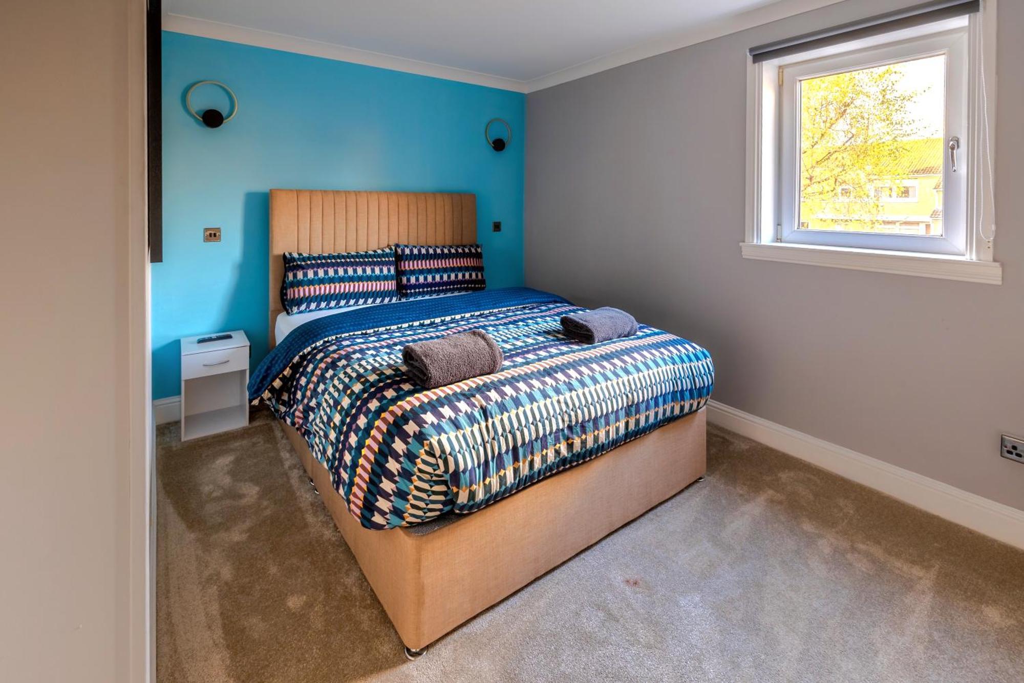 Cosy 4 Bedroom In - Free Parking Holiday home