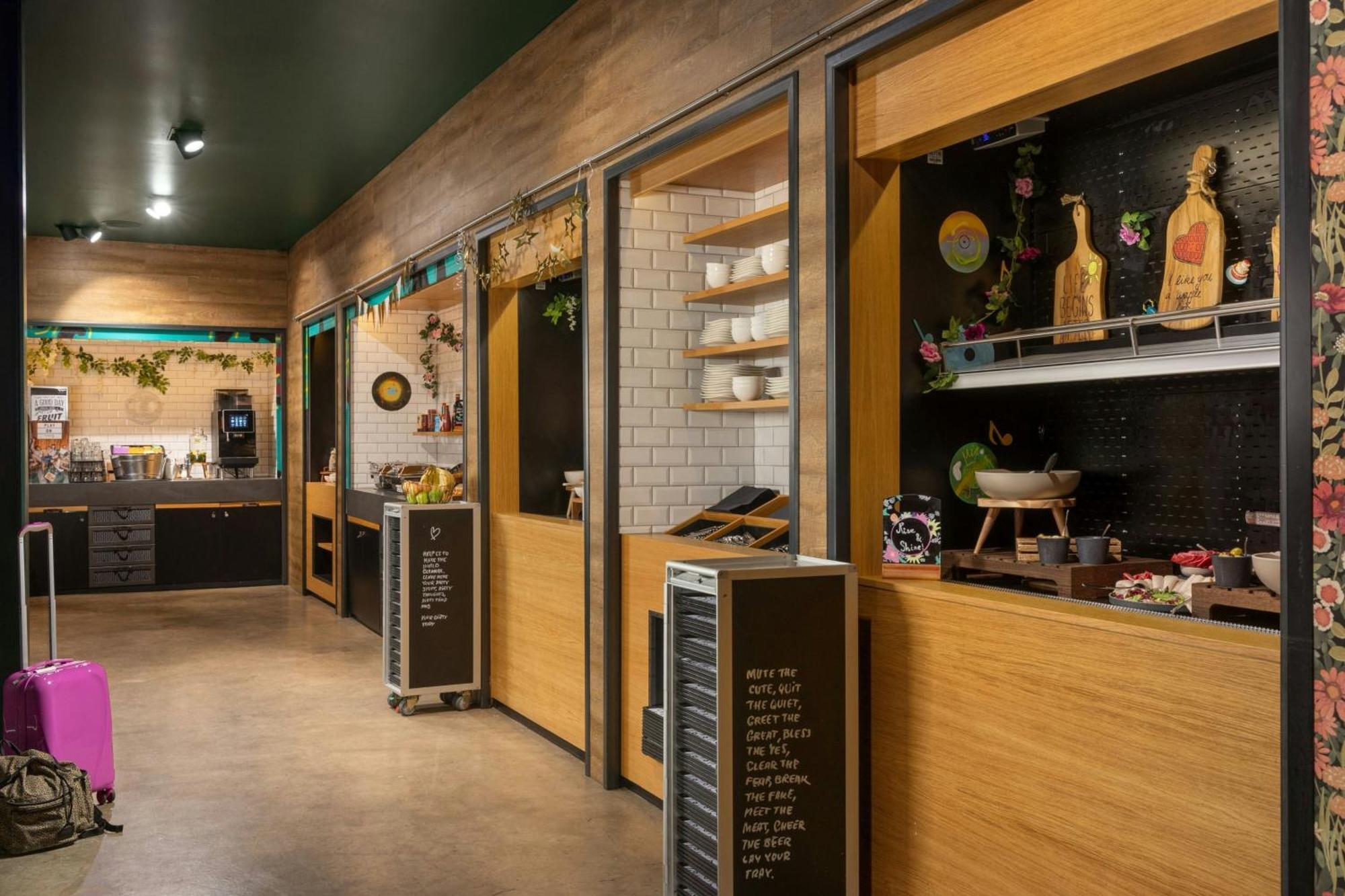 Moxy Merchant 4* Glasgow