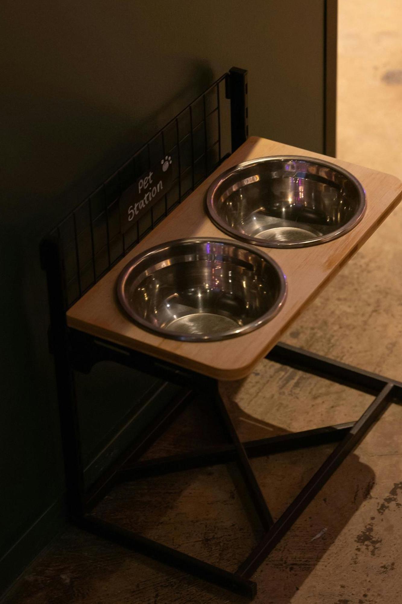 Hotel Moxy Merchant