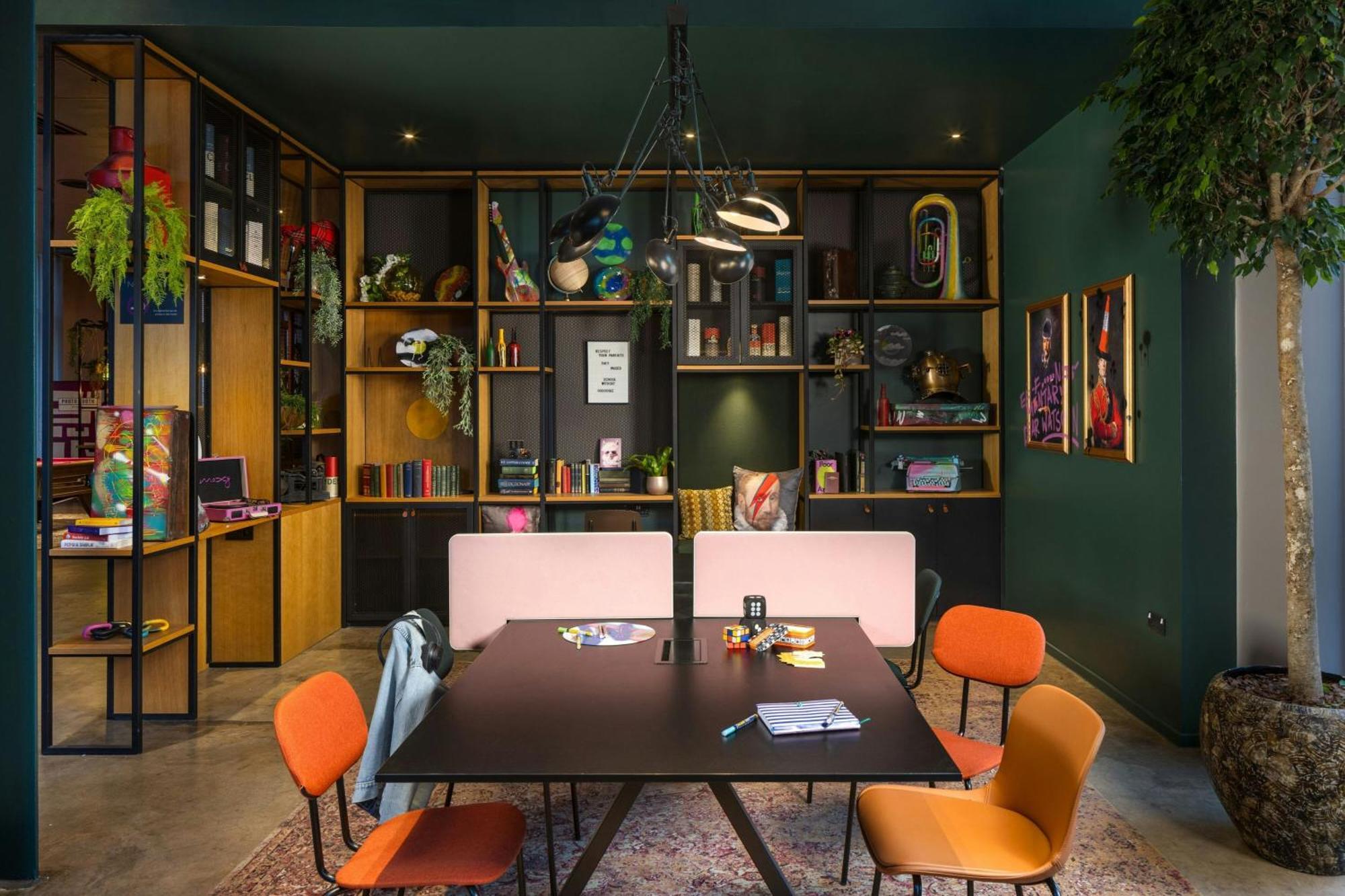 Moxy Merchant 4* Glasgow