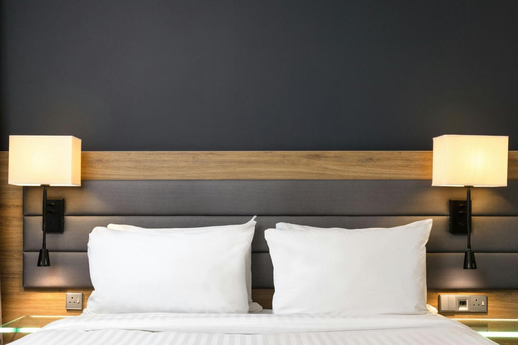 Moxy Merchant Hotel