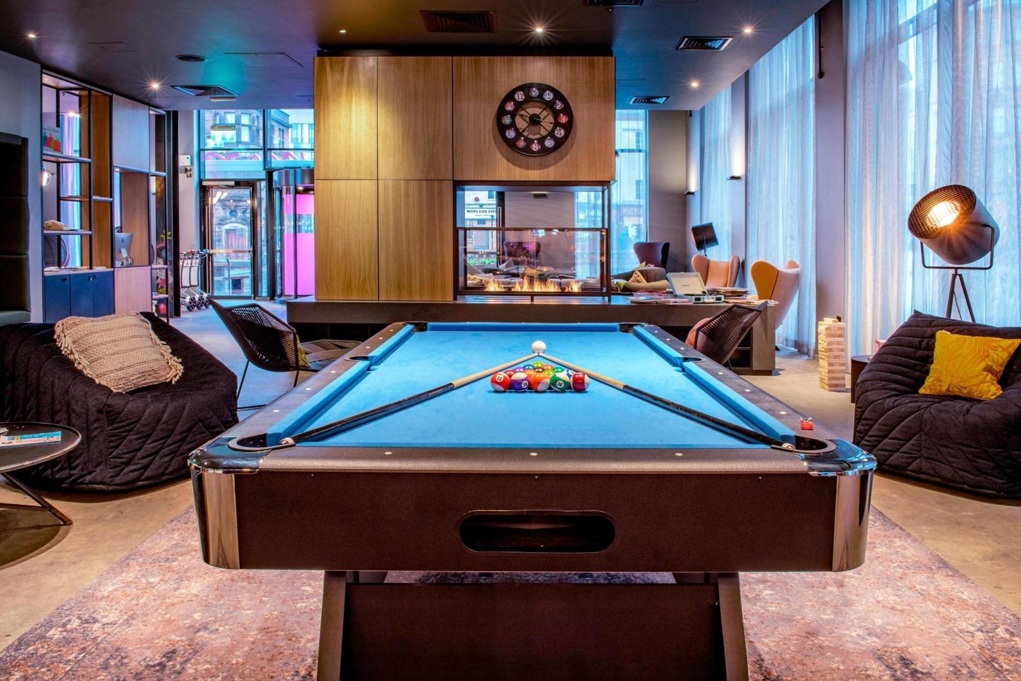 Hotel Moxy Merchant