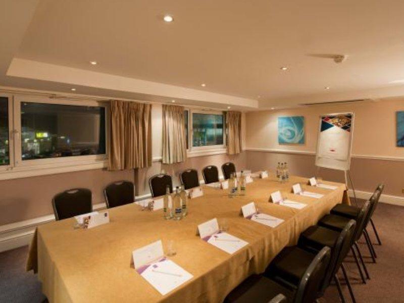 Hotel Leonardo West End Glasgow