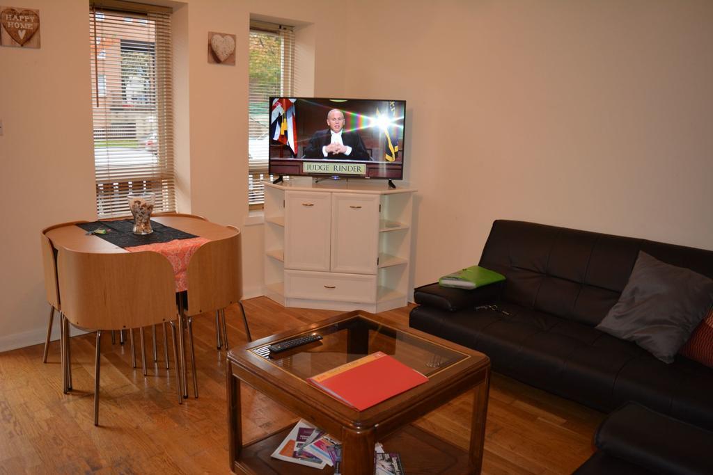 Charing Cross Apartment