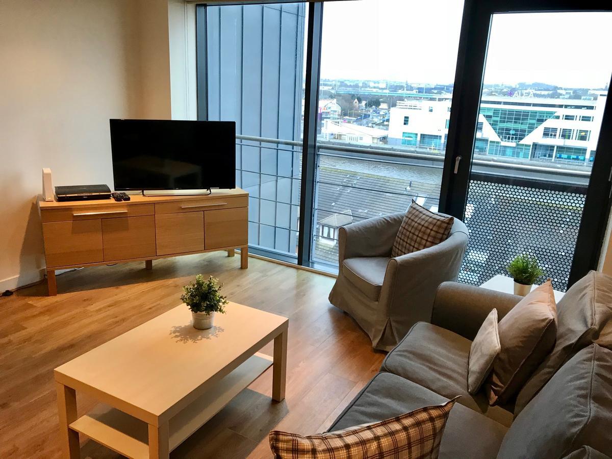 Apartment River Heights