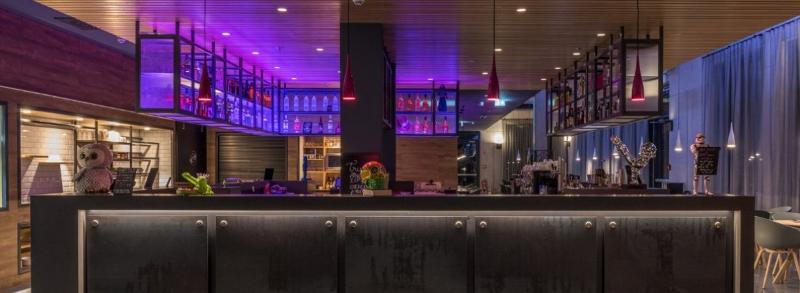 Moxy Merchant Hotel