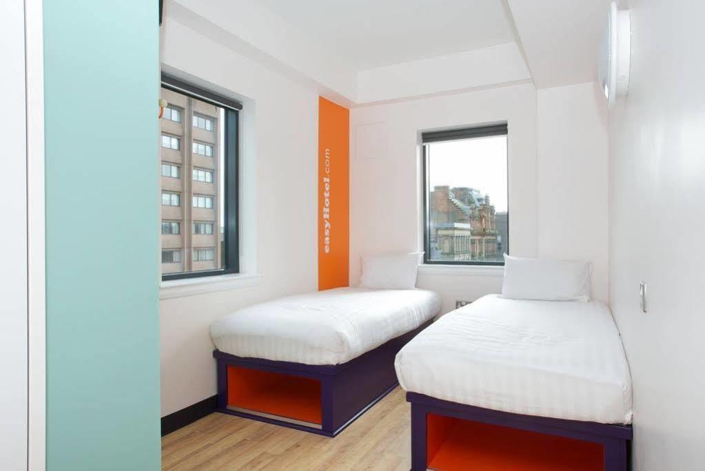 Hotel Easyhotel 2*
