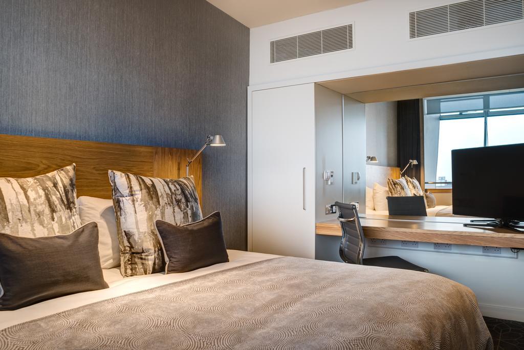 Hotel Apex Of 4*