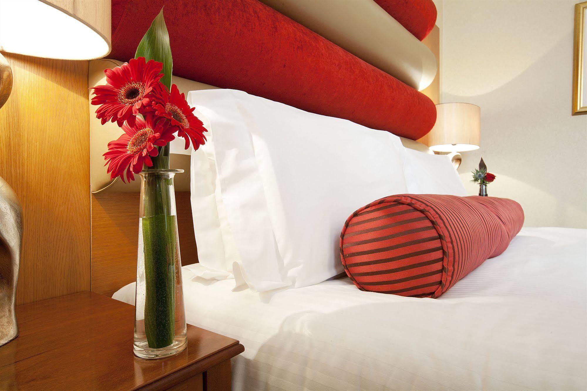 Hotel Carlton George
