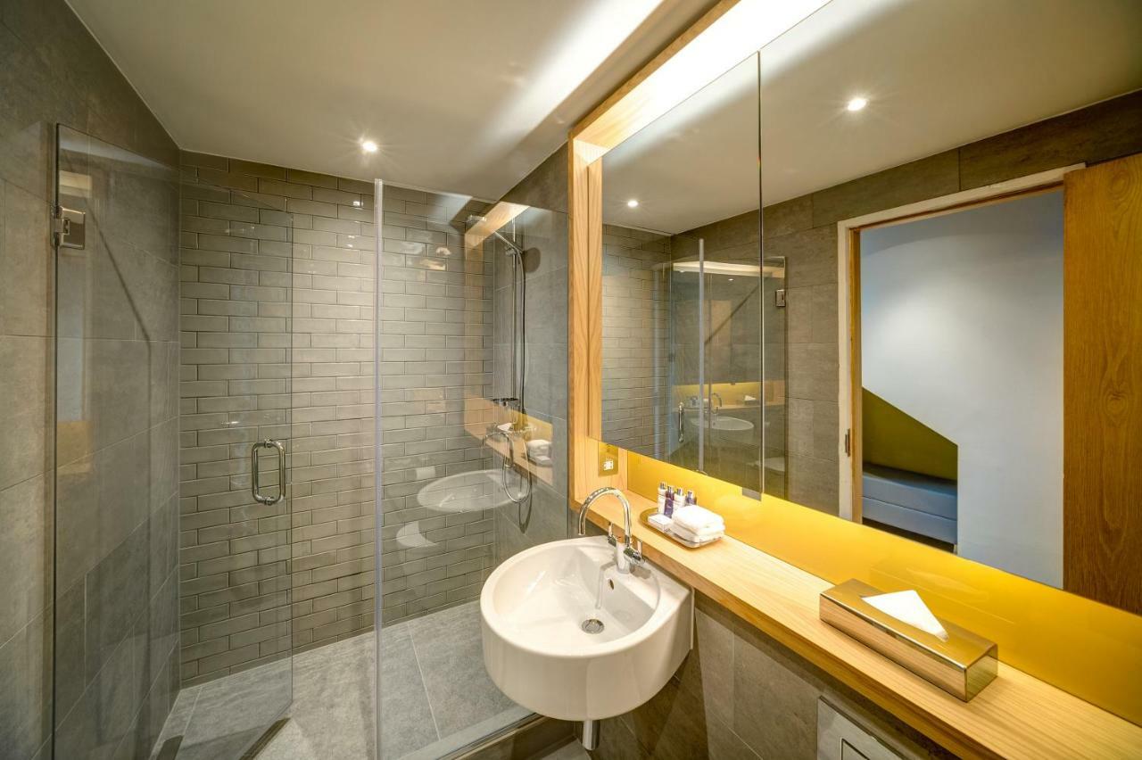 Apex Of 4* Glasgow