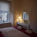 Fabulous Location, One Bedroom West End Flat, Just Off Byres Rd, Close To Sec & Hydro