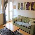 1 Bedroom Apt In Glasgow\'S Southside, Close To Bars And Restaurants