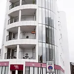 Pass The Keys Stylish 2Bed Rental Unit Glasgow Green