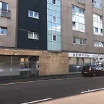 Ochiltree Apartment