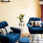 Pass The Keys Lovely 2-Bed In Perfect City Location With Parking