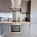 Two Bed Penthouse In The Heart Of Glasgow