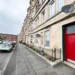 1 Bedroom Glasgow Apartment