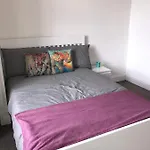 Apex Buccleuch Street Apartment