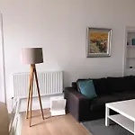 Apex Buccleuch Street Apartment
