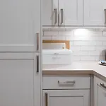 Pass The Keys Lovely Traditional 2 Bedroom Flat In West End