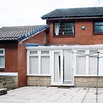 Home To Home Stay Apartment