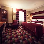 Carlton George Hotel