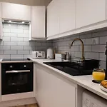 The City Escape - 5* Stay In The Heart Of Glasgow!