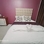 Stunning 2-Bedrooms 1 Living Room Spacious Apartment Family Friendly