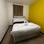 Stunning 2-Bedrooms 1 Living Room Spacious Apartment Family Friendly