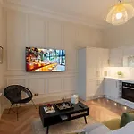 The Devonshire Suite - Your 5 Star West End Stay!