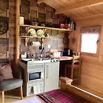 Auchenlea Lodges