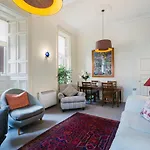 West George Street Apartment