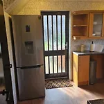 Travel Host 3 Bedroom House With Free Parking