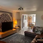 Urban Escape Glasgow Green Free Parking 20Min Walk To City Center