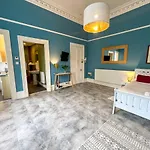 Cozy Studio Apartment Of Glasgows West End