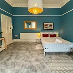 Cozy Studio Apartment Of Glasgows West End
