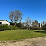 Large Country Mansion In Glasgow Newton Mearns