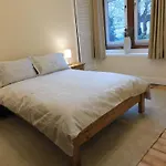 Beautiful & Spacious 2 Bed Apt In Glasgow West End